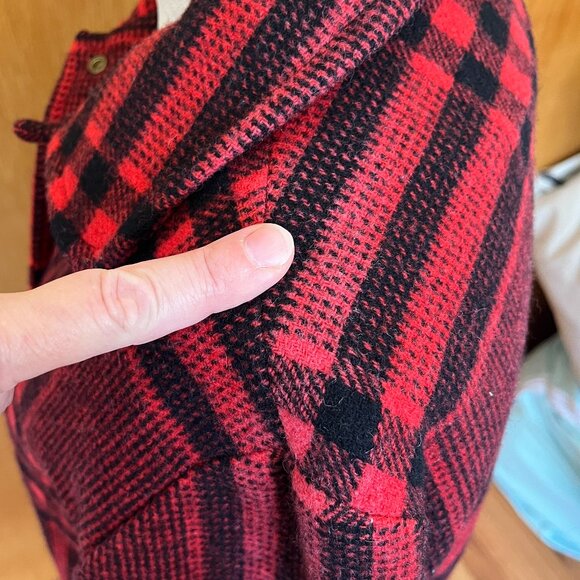 Vintage PENDLETON plaid jacket | red & black - Picture 7 of 7